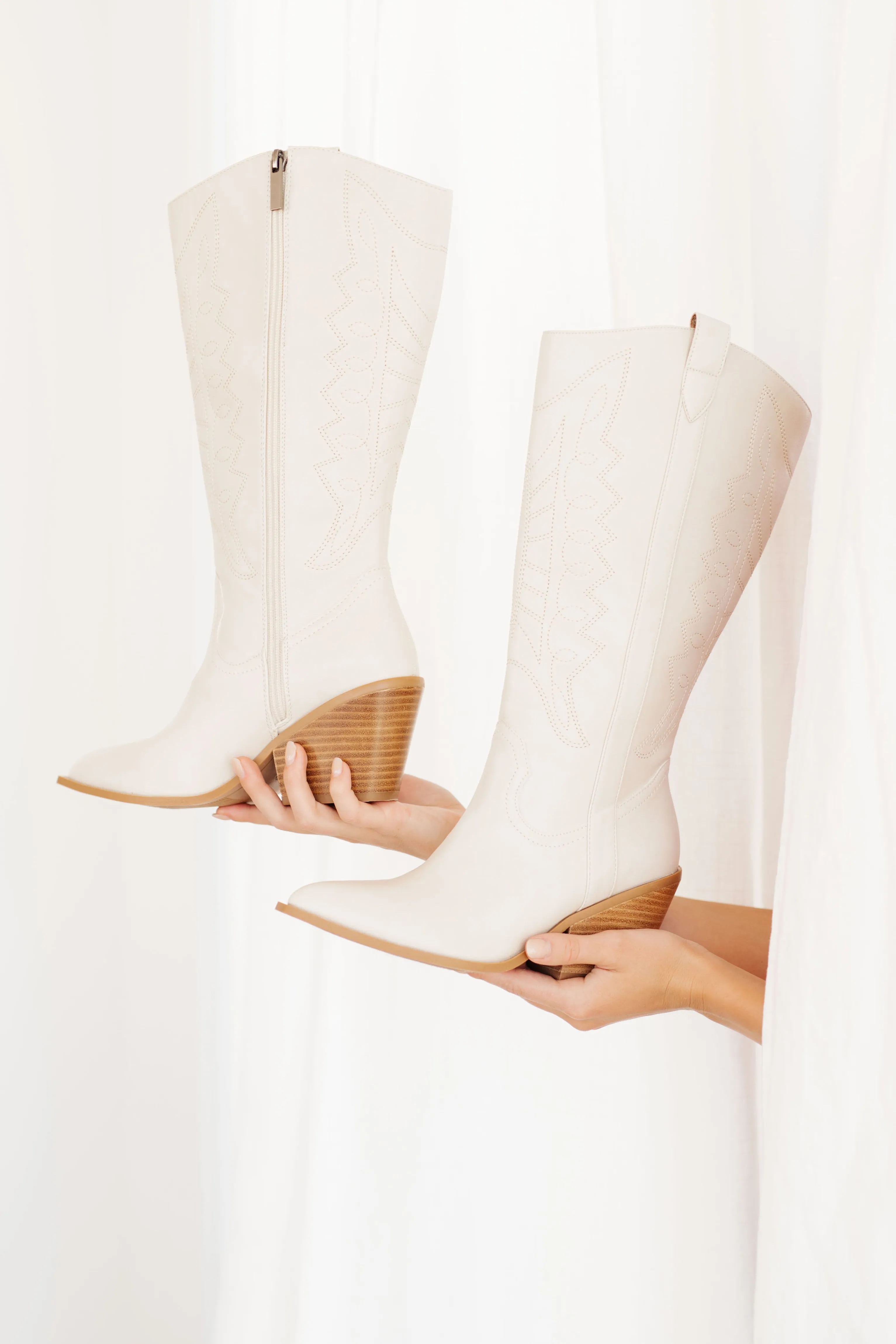 Corkys Line Dancing White Cowgirl Boots