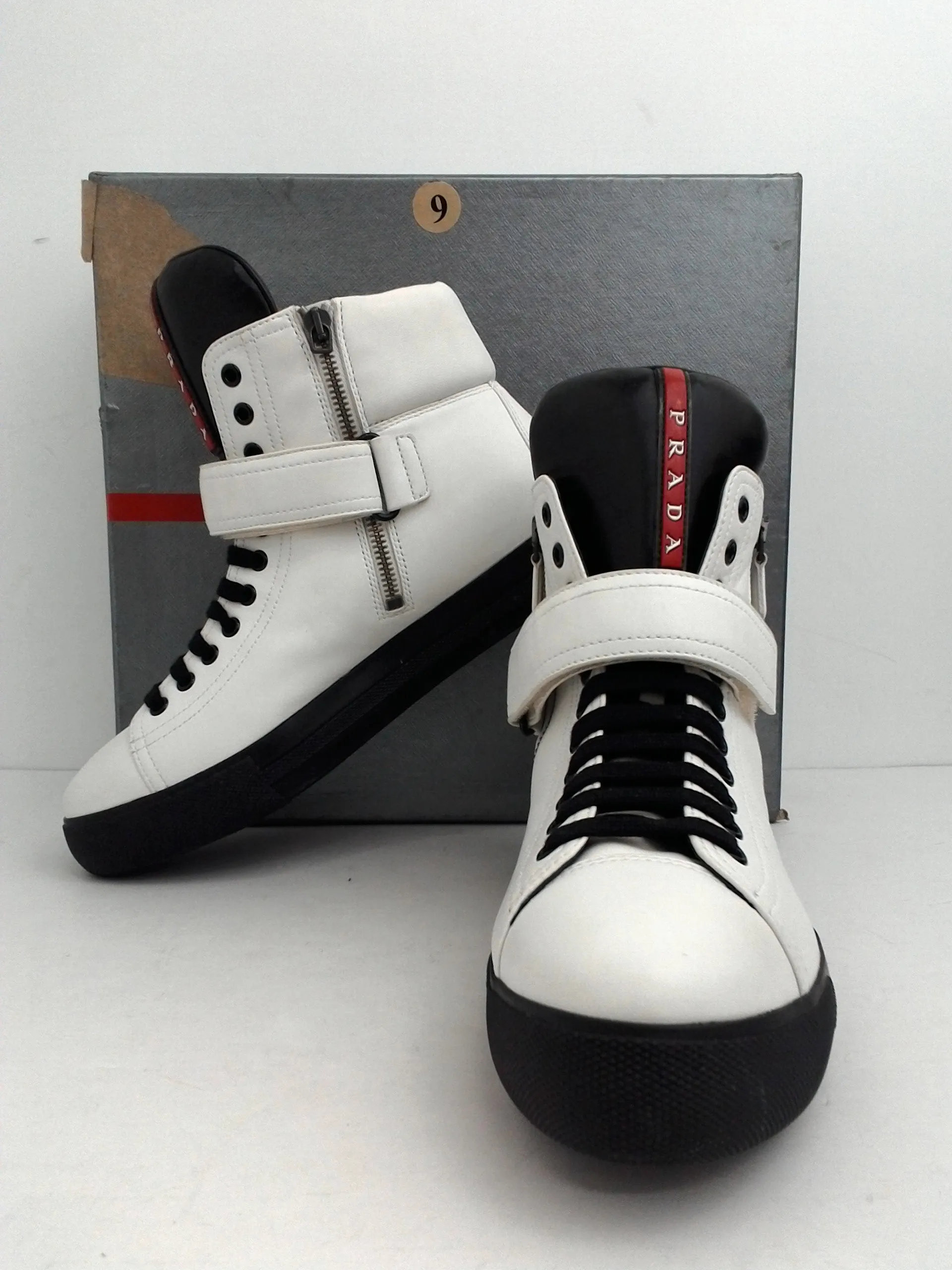 Prada Women's Calzature Donna White/Black Leather Size 39