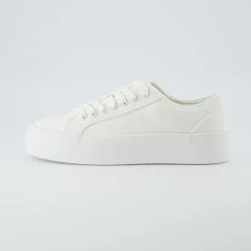 Tag Low Top Canvas Sneaker